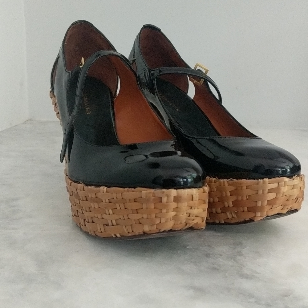 BCBG Sedil wedge heels